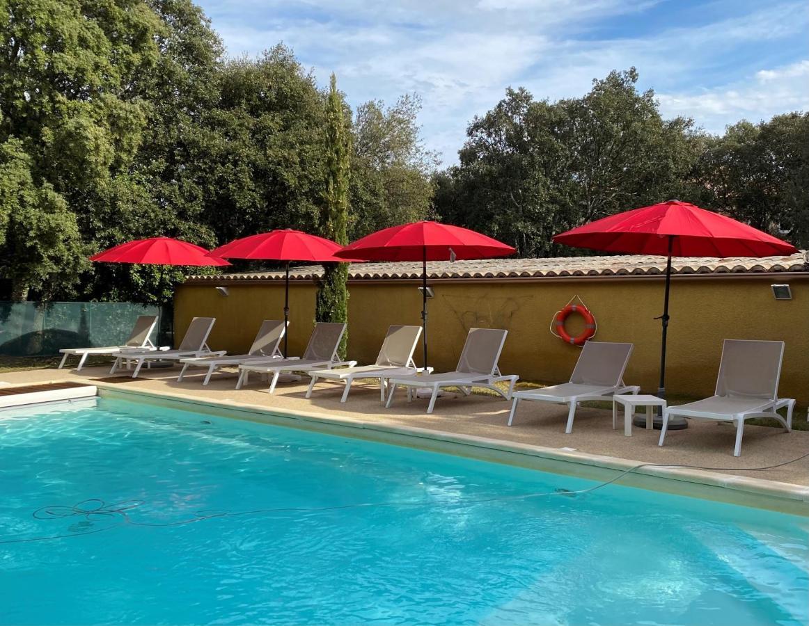 Logis La Bastide De Grignan Hotel & Restaurant "La Chenaie" Exterior photo